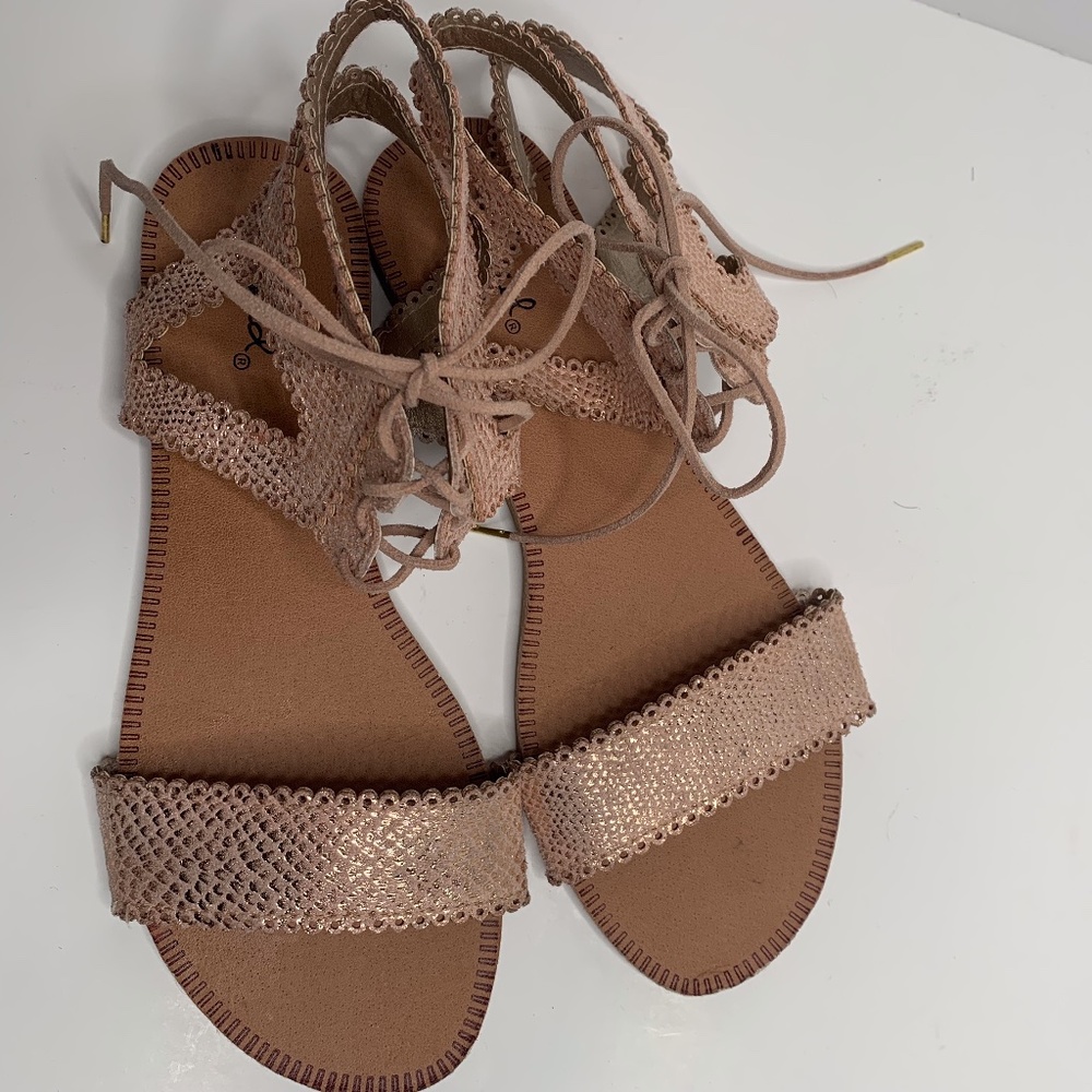 Qupid | Pink Shimmer Strappy Sandal size 7